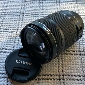 Canon EF-S 18-135mm f/3.5-5.6 telephoto lens